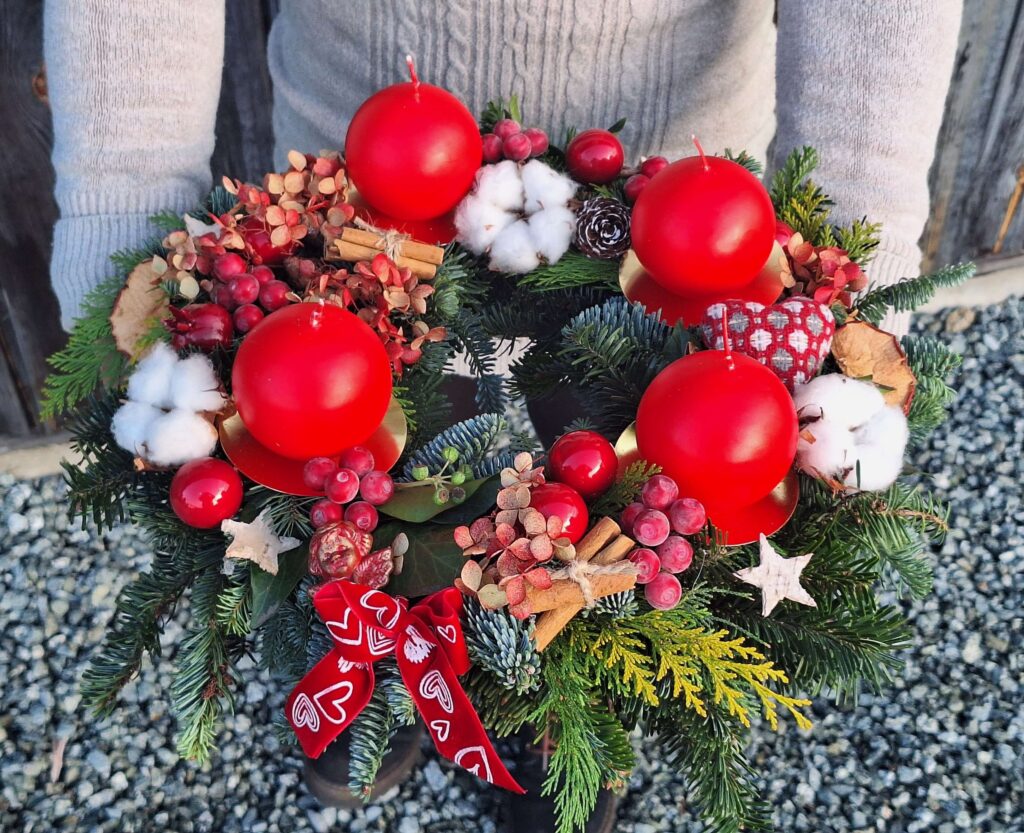 wianek adwentowy naturalny czerwony